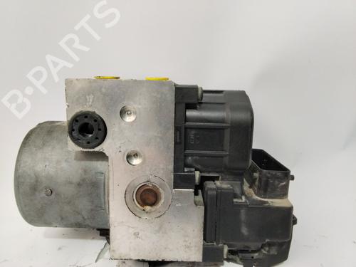 Used ABS pump TOYOTA COROLLA (_E12_) 2.0 D-4D (CDE120R, CDE120L_) (110 hp) 20488541