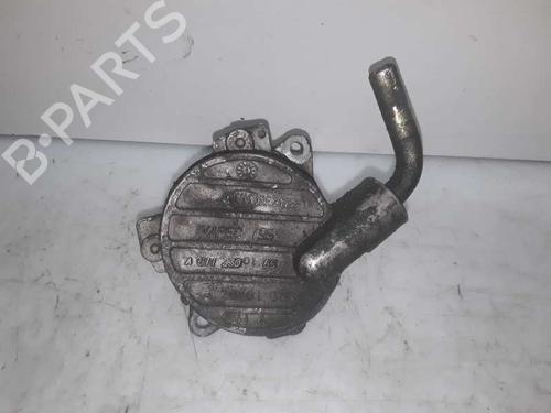 Used Vacuum pump MERCEDES-BENZ VITO / MIXTO Van (W639) [2003-2025]  8565573