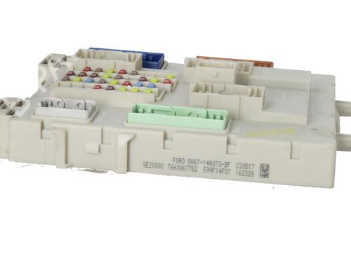 Fuse box FORD FOCUS III 1.0 EcoBoost | BP37424019E1 - Image 3