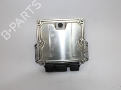 Used Engine control unit (ECU) CITROËN C5 II (RC_) 2.0 HDi (RCRHRH) (136 hp) 13393031
