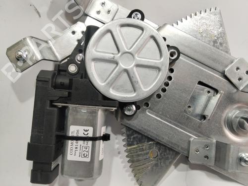 Used Front right window mechanism OPEL CORSA C (X01) [2000-2009]  27441650