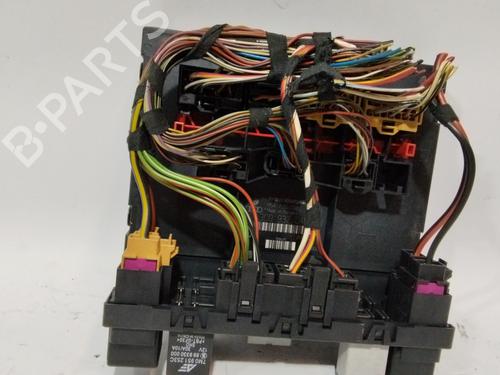 Fuse box VW GOLF V (1K1)  | BP29289158E1 