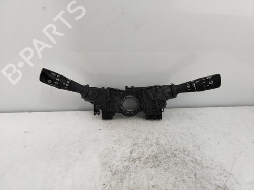 Used Switch TOYOTA AURIS (_E18_) 1.8 Hybrid (ZWE186_, ZWE186R) (136 hp) 19042353