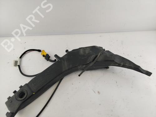 Windscreen washer tank PEUGEOT 308 SW II (LC_, LJ_, LR_, LX_, L4_) 1.2 THP 110 | BP23451564C113