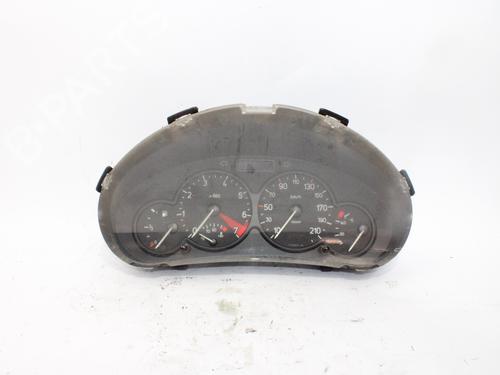 Cockpit PEUGEOT 206 Hatchback (2A/C) 1.4 LPG (75 hp) 15503085