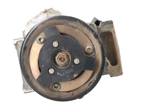 Used AC compressor AC compressor PEUGEOT 208 I (CA_, CC_) 1.6 HDi (114 hp) 32724433 32724433