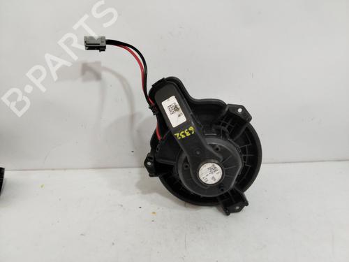 Used Heater blower motor FORD FOCUS IV (HN) [2018-2025]  24942682