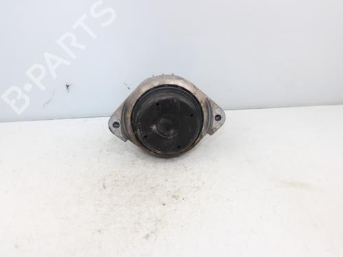 Used Engine mount BMW 1 (E87) 116 d (116 hp) 17484742