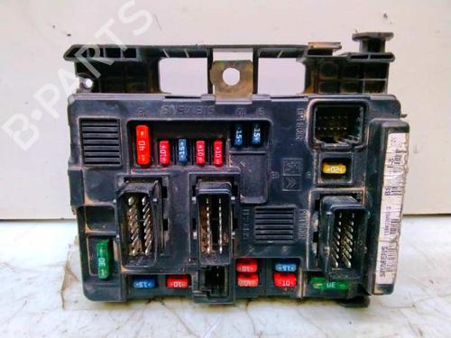 Used Fuse box CITROËN C5 II (RC_) 1.6 HDi (RC8HZB) (109 hp) 8574096