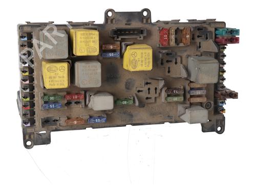 fuse-box-mercedes-benz-vito-mixto-van-w639-2003-37488117 main image
