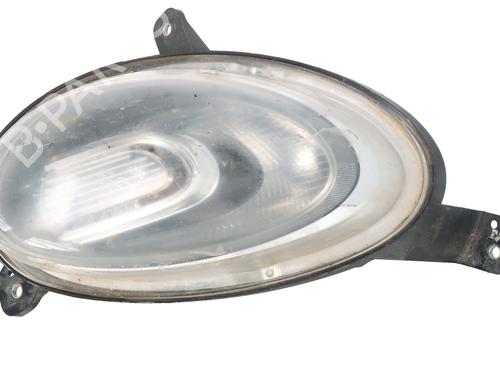 right-headlight-fiat-500x-334_-2014-33327504 main image