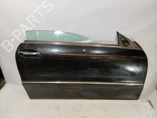Used Right front door Right front door 36837487 36837487