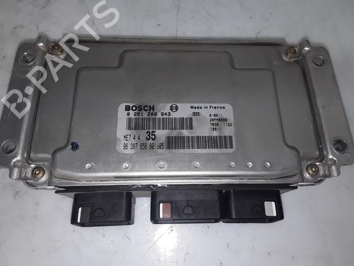 Calculateur moteur (ecu) PEUGEOT 1007 (KM_) 1.6 16V (109 hp) 8581278