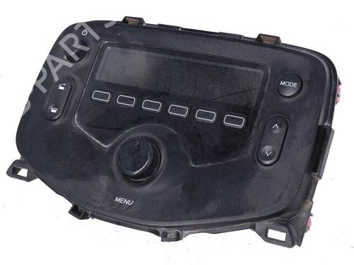 Used Radio Radio 39243390 39243390