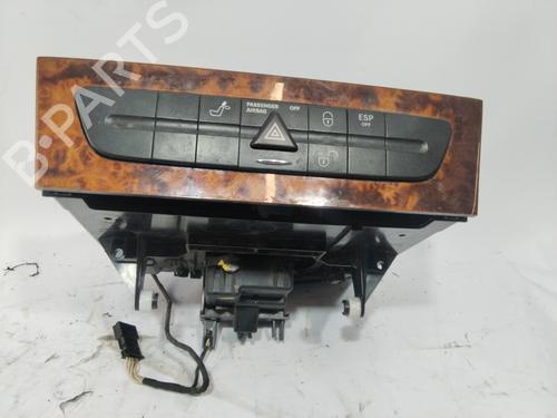 Advarselsbryter MERCEDES-BENZ E-CLASS (W211) [2002-2009]  28677116