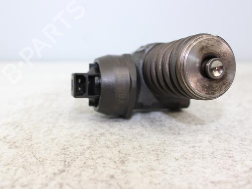 Injector SEAT IBIZA IV (6J5, 6P1)  | BP18264143M100 