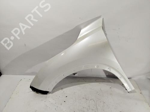 Used Left front fenders Left front fenders 37012858 37012858