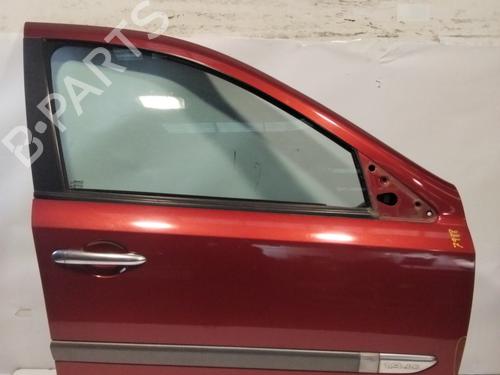Used Right front door RENAULT LAGUNA II (BG0/1_) [2001-2007]  22385536