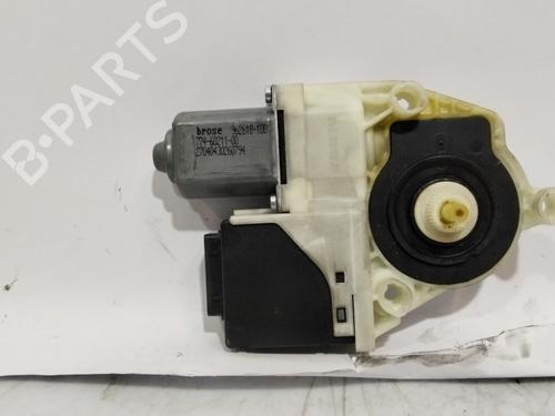 Used Right rear window motor VW BORA I (1J2) [1998-2013]  28183033
