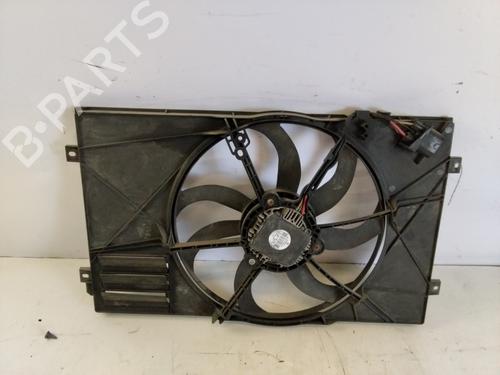 Used Radiator fan VW TOURAN (1T1, 1T2) 1.9 TDI (105 hp) 29905832