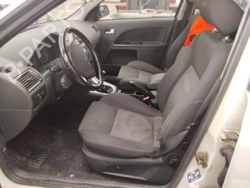 Left taillight FORD MONDEO III (B5Y) 2.0 16V TDDi / TDCi | BP24801272C34