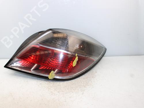 Højre baglygte OPEL ASTRA H (A04) [2004-2014]  18246799