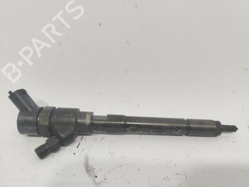 Used Injector CHEVROLET CAPTIVA (C100, C140) 2.0 D (150 hp) 21820304