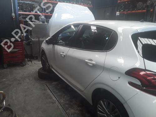 Left front driveshaft PEUGEOT 208 I (CA_, CC_) 1.6 BlueHDi 100 | BP17388529M38 