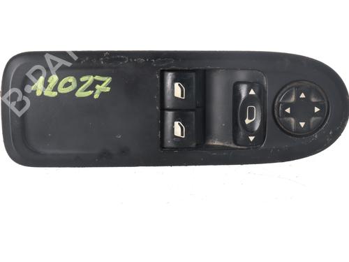 Used Left front window switch Left front window switch 37069047 37069047