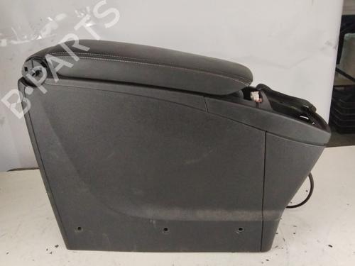 Used Armrest / Center console Armrest / Center console RENAULT SCÉNIC III (JZ0/1_) [2008-2016] 33441058 33441058