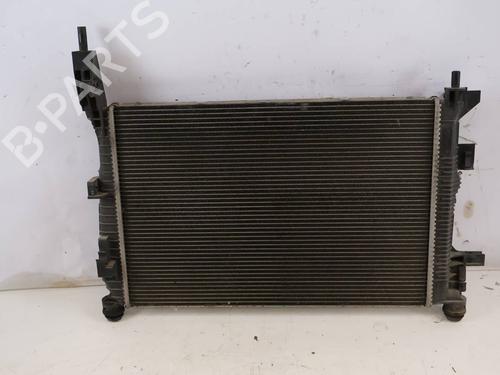 water-radiator-ford-focus-iii-2010-2011-2012-2013-2014-2015-2016-2017-2018-2019-2020-38732137 main image