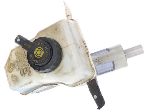Used Brake master cylinder BMW 1 (E87) 118 d (143 hp) 29905188