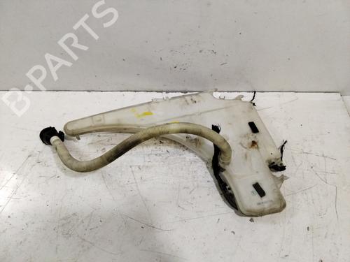 Used Windscreen washer tank BMW 1 (E87) 116 d (116 hp) 18270528