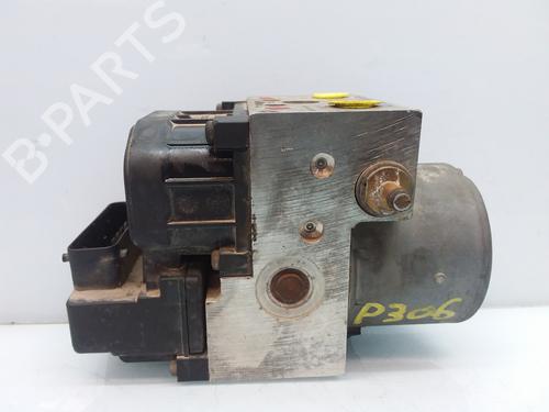 Used ABS pump PEUGEOT 306 Hatchback (7A, 7C, N3, N5) [1993-2003]  9496477