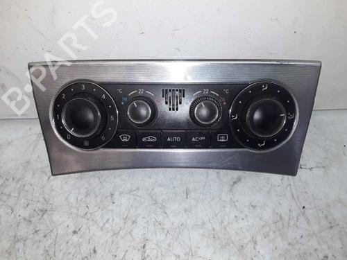 AC Styreenhet / Manøvreringsenhet MERCEDES-BENZ C-CLASS (W203) [2000-2007]  8575029