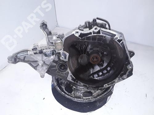 Used Manual gearbox Manual gearbox OPEL CORSA C (X01) 1.0 (F08, F68) (58 hp) 11047596 11047596