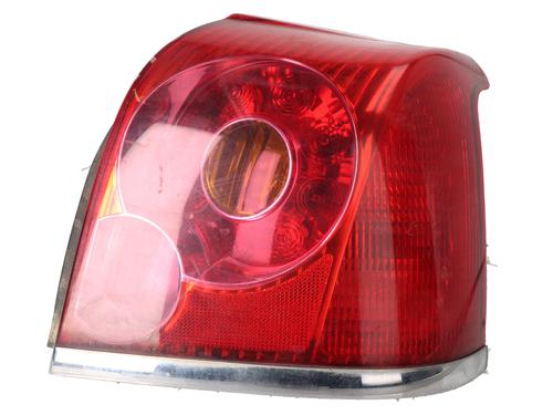 Fanale posteriore destro Fanale posteriore destro TOYOTA AVENSIS Saloon (_T25_) 2.0 D-4D (CDT250_, CDT250R) (116 hp) 36935710 36935710