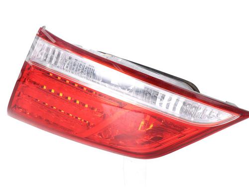 Feu de coffre droit Feu de coffre droit HYUNDAI i40 I (VF) 1.7 CRDi (116 hp) 39882240 39882240