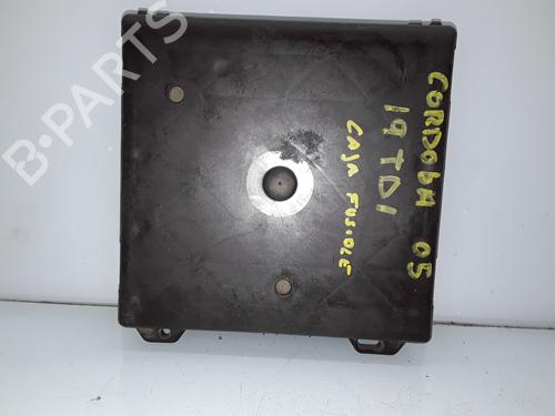 Sikringsdåse SEAT CORDOBA (6L2) 1.9 TDI | BP9428573E1 