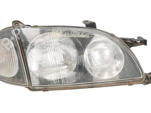 Used Right headlight TOYOTA AVENSIS (_T22_) [1997-2003]  31215360