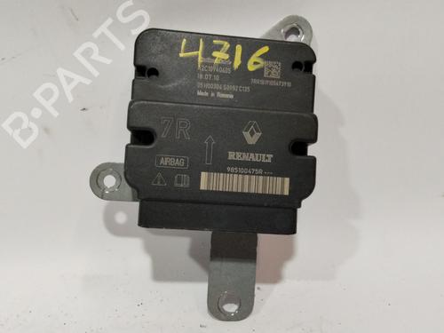Airbag module RENAULT CAPTUR I (J5_, H5_) 1.2 TCe (J5AU) (132 hp) 28597396
