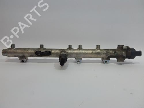 Used Injection rail KIA CARENS II MPV (FJ) 2.0 CRDi (113 hp) 10292768