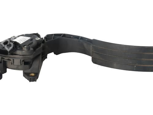 pedal-renault-clio-iv-bh_-2012-2013-2014-2015-2016-2017-2018-2019-2020-2021-33982744 main image