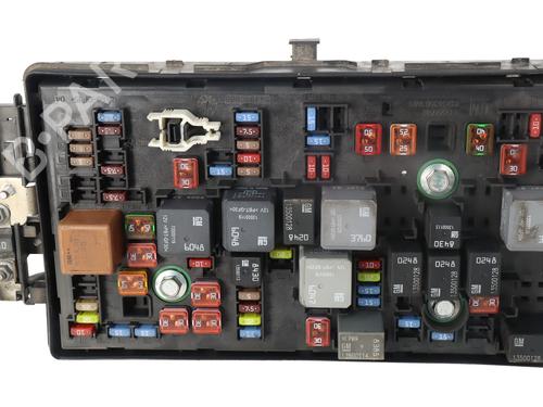 fuse-box-opel-insignia-a-g09-2008-2009-2010-2011-2012-2013-2014-2015-2016-2017-33119312 main image