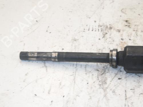 Right front driveshaft PEUGEOT 208 I (CA_, CC_) 1.6 BlueHDi 100 | BP17388535M39 