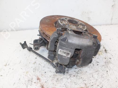 Left front steering knuckle PEUGEOT 3008 II SUV (MC_, MR_, MJ_, M4_) 2.0 BlueHDi 180 | BP17317910M25