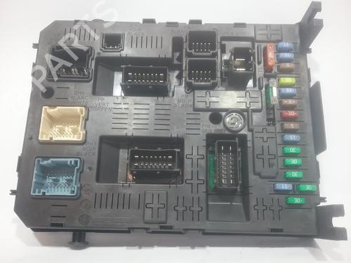 Sikringsdose PEUGEOT 3008 I MPV (0U_) [2009-2017]  10154336