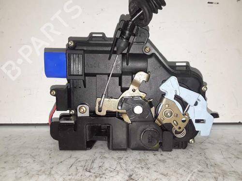 Rear right lock VW TOUAREG (7LA, 7L6, 7L7) 5.0 V10 TDI | BP8574104C99 