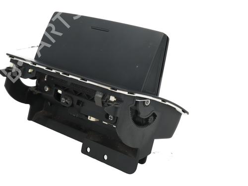 Display monitor AUDI Q3 (8UB, 8UG)  | BP31631007C48 