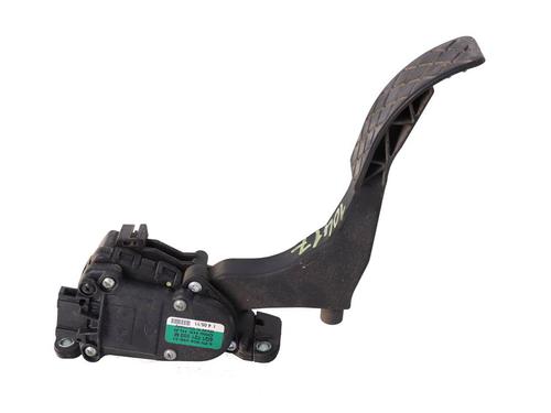 Used Pedal Pedal 38684892 38684892